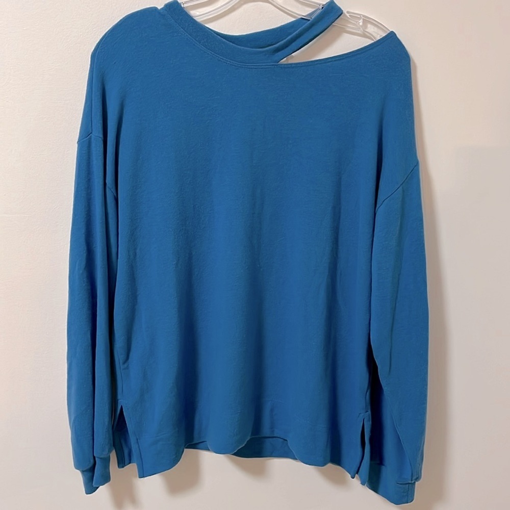 NWT STARKX Aria Sweater - Sky Blue - Medium